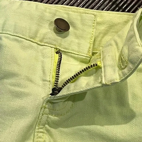 Billabong Laneway Distressed  Denim Cut-Off Shorts - Picture 10 of 12